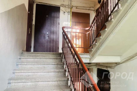 Продам 3-х кімнатну квартиру, Сосновая Горка, Код: 350732/8