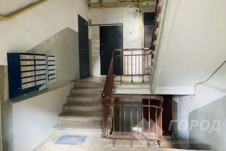 Продам 3-х кімнатну квартиру, Сосновая Горка, Код: 350732/8