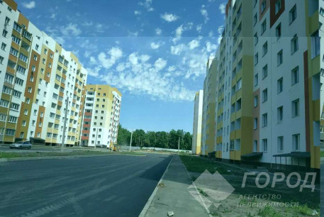 Продам 1-кімнатну квартиру в новобудові, ХТЗ, ХТЗ метро, Код: 352817/2