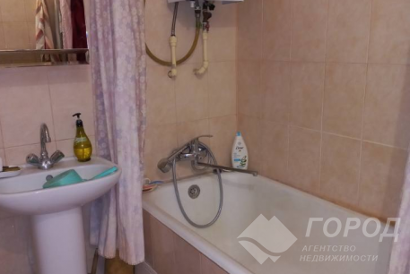 Продам 2-х кімнатну квартиру, Гагарина проспект, Код: 353961/14