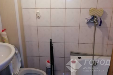 Продам гостинку, Новые дома, Коммунальный рынок, Код: 355093/6