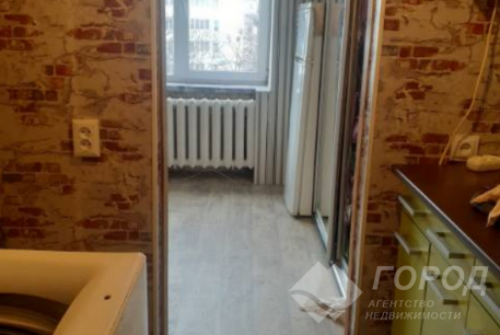 Продам гостинку, Новые дома, Коммунальный рынок, Код: 355093/6