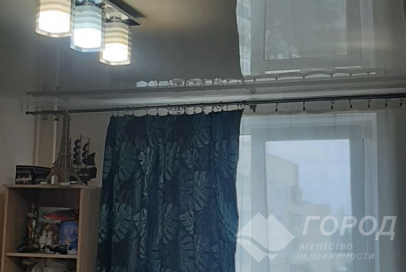 Продам 3-х кімнатну квартиру, Рогань, Код: 358498/17