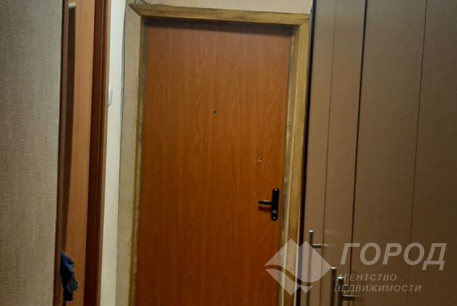 Продам 3-х кімнатну квартиру, Рогань, Код: 358498/17