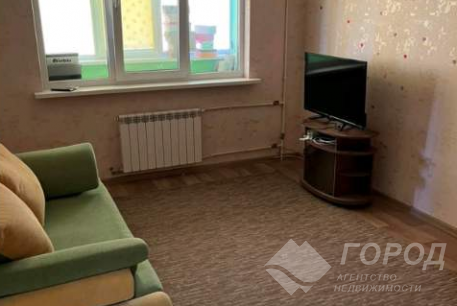 Продам 1-кімнатну квартиру, Рогань, Код: 358498/42