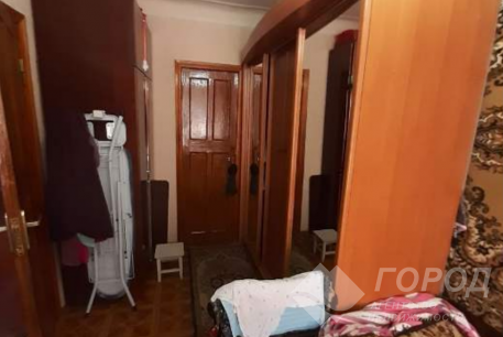 Продам 2-х кімнатну квартиру, Центральный рынок, Код: 372898/52