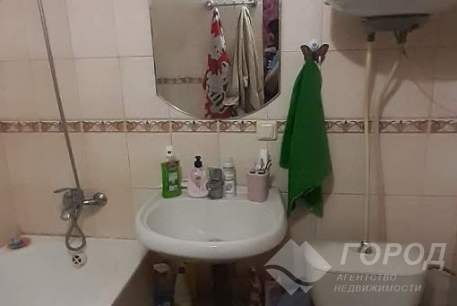 Продам 1-кімнатну квартиру, Основа, Код: 372898/56