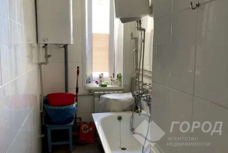 Продам гостинку, Центр, Код: 378863/5