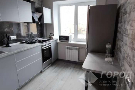 Продам 1-кімнатну квартиру, Гагарина проспект, Защитников Украины метро (Площадь Восстания), Код: 380079/2