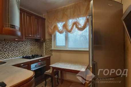 Продам 3-х кімнатну квартиру, Гагарина проспект, Код: 382888/123