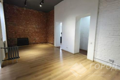 Продам 1-кімнатну квартиру, Центр, Код: 382888/68