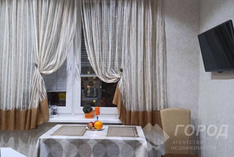 Продам 3-х кімнатну квартиру, ХТЗ, 25 больница, Код: 385974/2