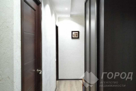 Продам 3-х кімнатну квартиру, ХТЗ, 25 больница, Код: 385974/2