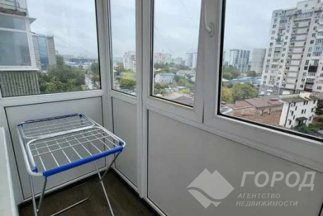 Продам 1-кімнатну квартиру, Гагарина проспект, Проспект Гагарина метро, Код: 389952/4