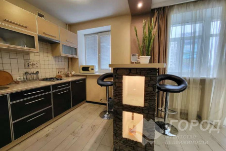 Продам 1-кімнатну квартиру, Гагарина проспект, Проспект Гагарина метро, Код: 389952/4