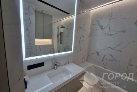 Продам 3-х кімнатну квартиру в новобудові, Центр, Университет метро, Код: 390229/5