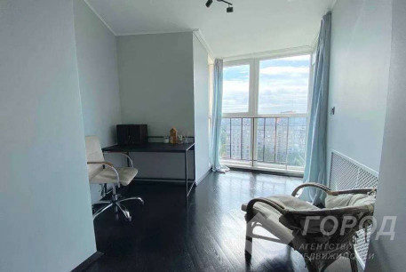 Сдам 4-х кімнатну квартиру, Гагарина проспект, Код: 391186/8