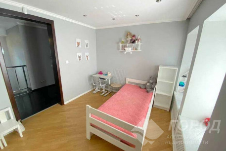 Сдам 4-х кімнатну квартиру, Гагарина проспект, Код: 391186/8