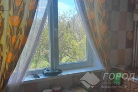 Продам 1-кімнатну квартиру, Рогань, Солнечный, Код: 392323/47