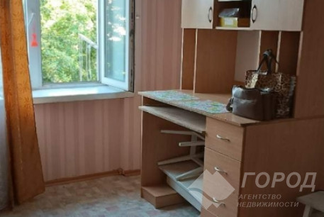 Продам гостинку, ХТЗ, Код: 392323/49