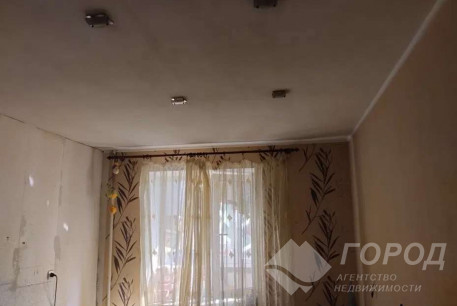 Продам 4-х кімнатну квартиру, Бавария, ДК Ильича, Код: 394276/6