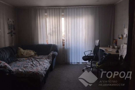 Продам 4-х кімнатну квартиру, Бавария, ДК Ильича, Код: 394276/6