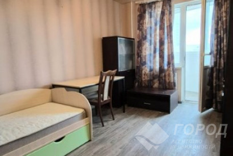 Продам 3-х кімнатну квартиру, Алексеевка, Код: 395238/81