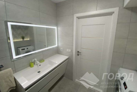 Продам 3-х кімнатну квартиру, Жуковского, Код: 399940/5