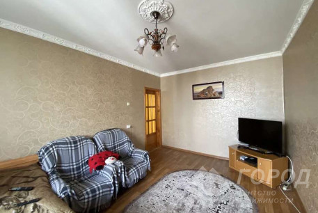 Продам 2-х кімнатну квартиру, Рогань, Горизонт, Код: 400280/4