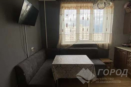 Продам 2-х кімнатну квартиру, Рогань, Горизонт, Код: 400280/4