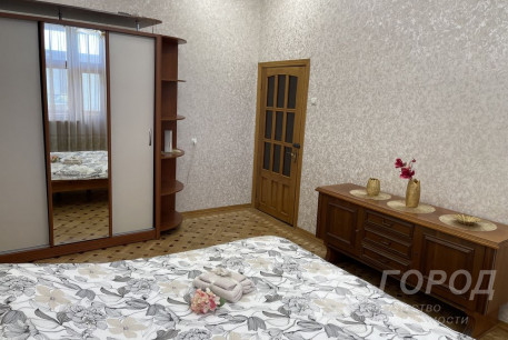 Сдам 3-х кімнатну квартиру, Сосновая Горка, Научная метро, Код: 400322/5