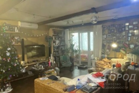 Продам 4-х кімнатну квартиру, Сосновая Горка, Научная метро, Код: 410363/42