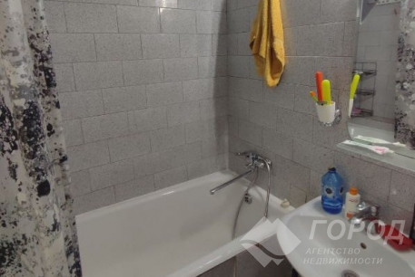 Продам 4-х кімнатну квартиру, Центр, Университет метро, Код: 410363/48