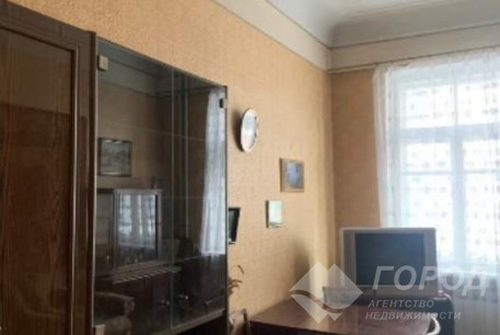 Продам 2-х кімнатну квартиру, Центр, Код: 414160/25