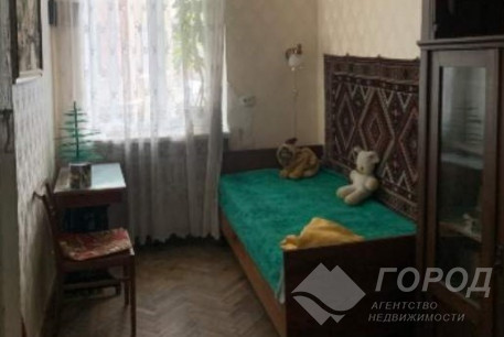 Продам 2-х кімнатну квартиру, Центр, Код: 414160/25