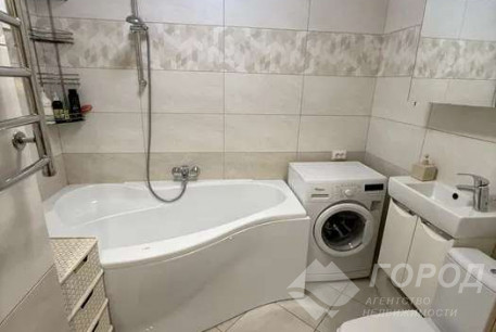 Продам 3-х кімнатну квартиру, Новые дома, Маршала Жукова метро (Дворец спорта), Код: 415957/3