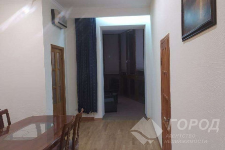 Сдам 4-х кімнатну квартиру, Центр, Площадь Конституции метро (Советская), Код: 417693/10