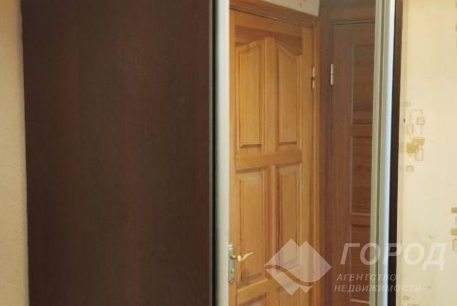 Продам 1-кімнатну квартиру, Основа, Код: 421512/1