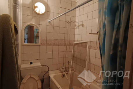 Продам 2-х кімнатну квартиру, Салтовка, 604 м/р, Код: 421512/33