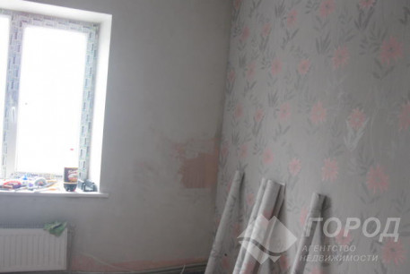 Продам 2-х кімнатну квартиру, Рогань, Код: 422753/1