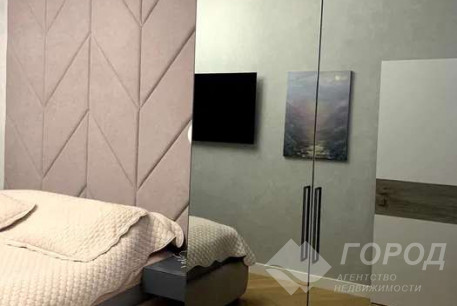 Продам 3-х кімнатну квартиру, Центр, Код: 423352/3