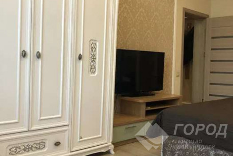 Продам 2-х кімнатну квартиру, , Код: 424377/1
