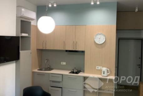 Продам 1-кімнатну квартиру, Центральный рынок, Код: 425181/16