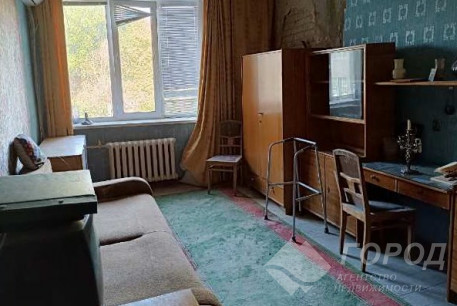 Продам 2-х кімнатну квартиру, Центр, Код: 426104/7