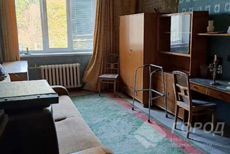 Продам 2-х кімнатну квартиру, Центр, Код: 426104/7