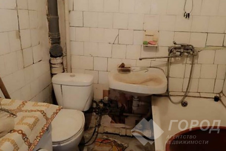 Продам 2-х кімнатну квартиру, Центр, Код: 426104/7