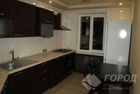 Сдам 3-х кімнатну квартиру, Центр, Код: 429099/3