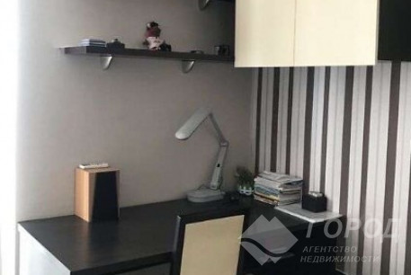 Продам 3-х кімнатну квартиру, Гагарина проспект, Проспект Гагарина метро, Код: 429692/2