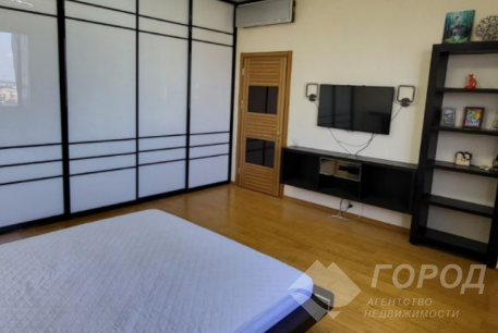 Продам 2-х кімнатну квартиру в новобудові, Центр, Код: 430153/12