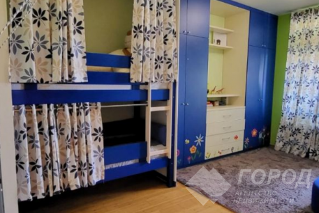 Продам 2-х кімнатну квартиру в новобудові, Центр, Код: 430153/12